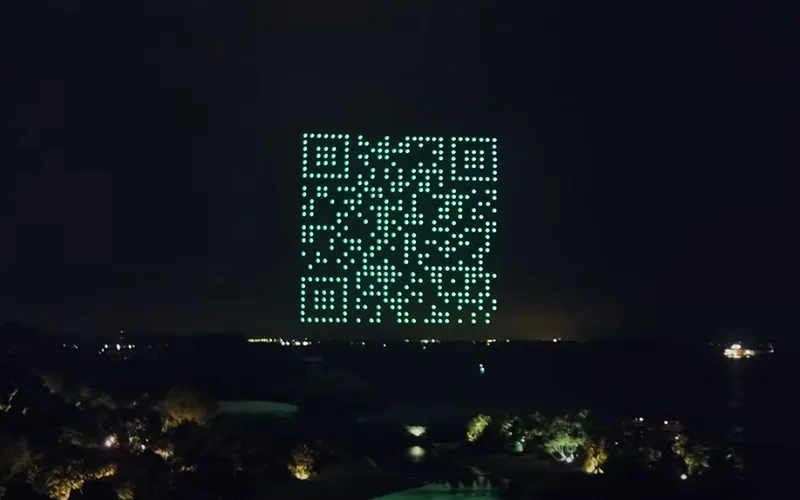 GrabPay Brand Campaign Drone Light Show Singapore — 500 Drones | MIRS Innovate Drone Light Show