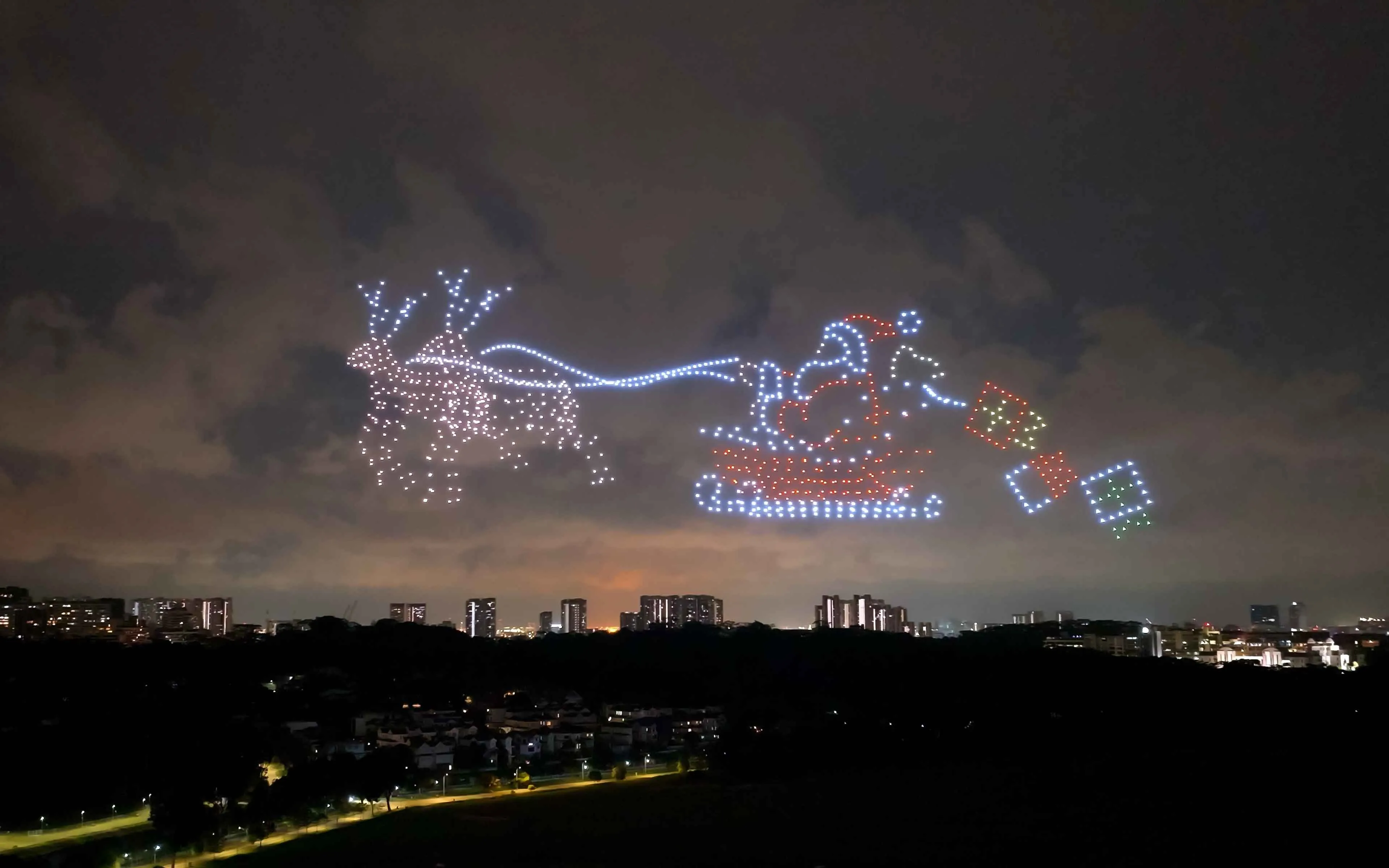 Christmas Celebration Drone Light Show Singapore — 1,000 Drones | MIRS Innovate Drone Light Show